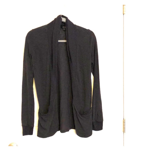 Grey sweater with pockets - Picture 1 of 4